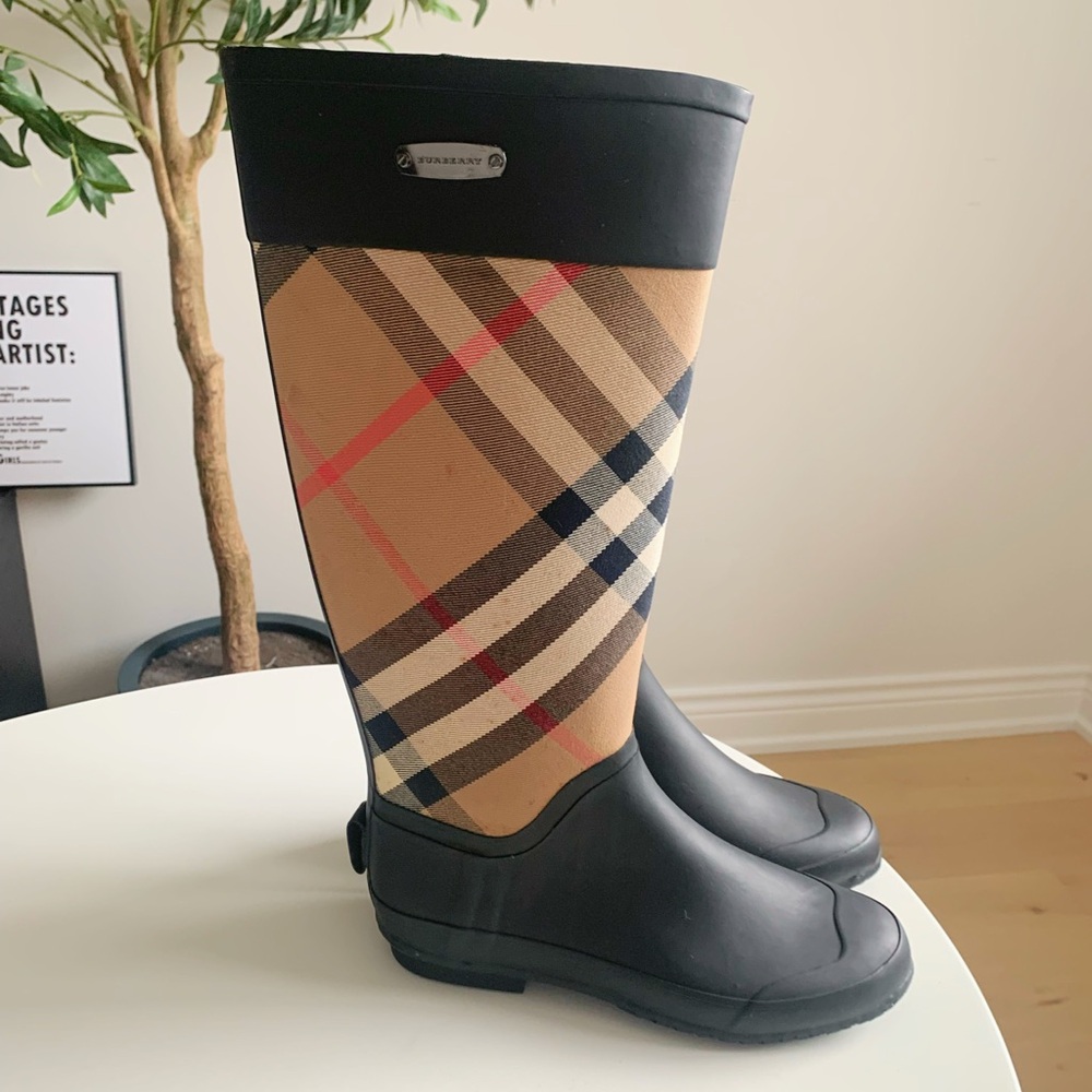 Burberry Classic Check Rubber Rain Boots EU 37